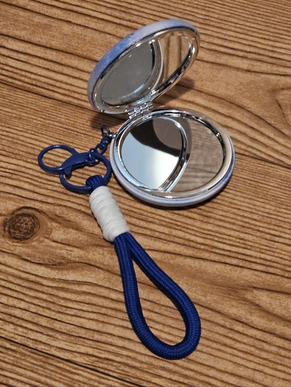 Butterfly Compact Mirror Keychain Blue - Picture 3 of 3